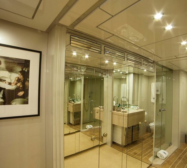 The 55m Yacht OCEANA