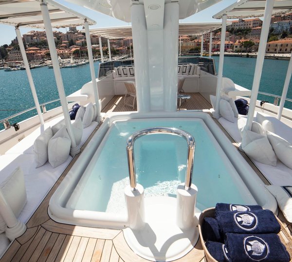 The 55m Yacht OCEANA