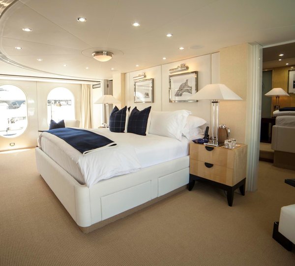 The 55m Yacht OCEANA