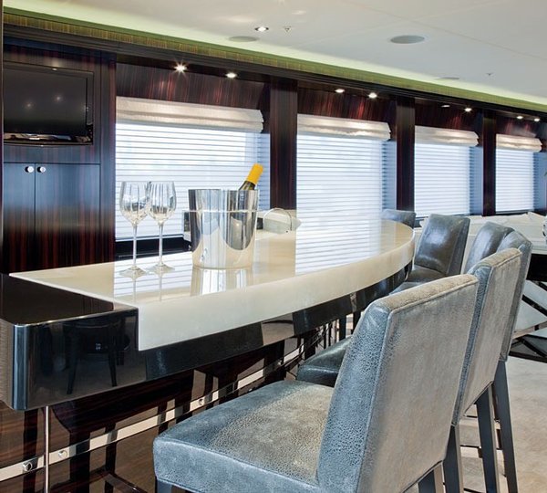 Drinks Bar Aboard Yacht CARPE DIEM