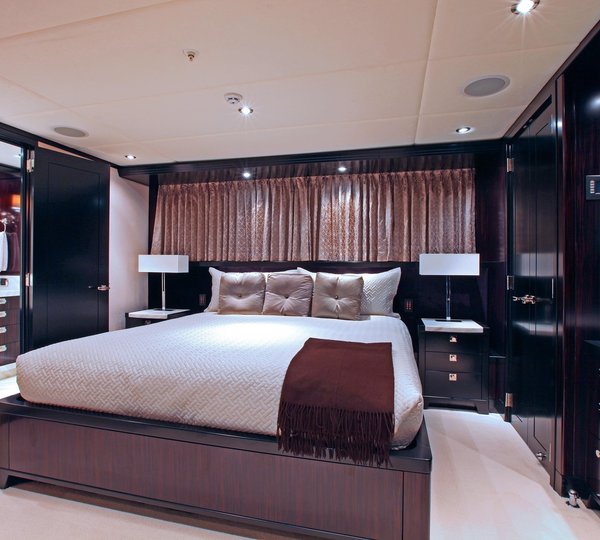 Cabin On Board Yacht CARPE DIEM