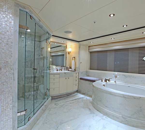 Hers: Yacht CARPE DIEM's Main Master Bath Captured
