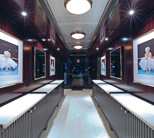 Premier Lobby On Yacht CARPE DIEM