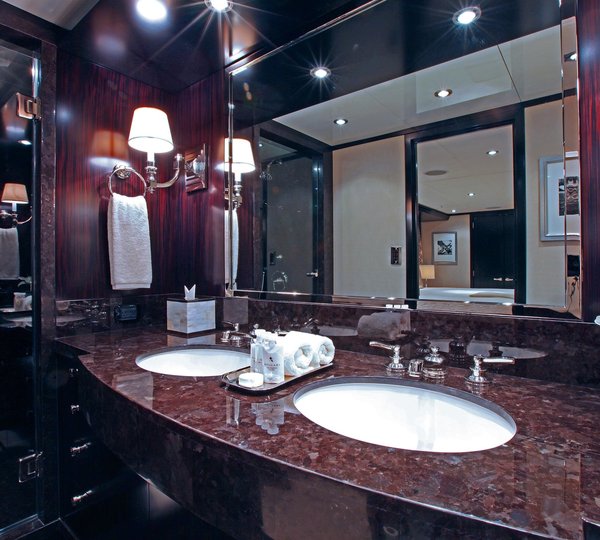 Guest's Bath On Board Yacht CARPE DIEM