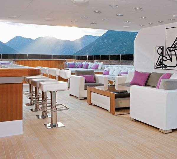 External Drinks Bar Under Hardtop On Yacht CARPE DIEM