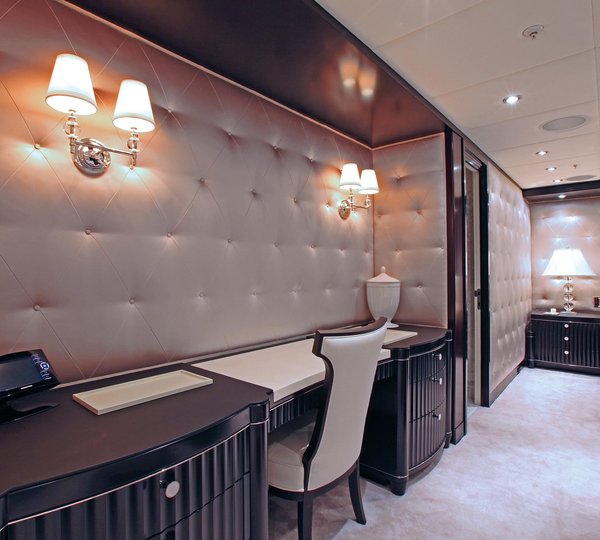 Dresser: Yacht CARPE DIEM's Main Master Cabin Image