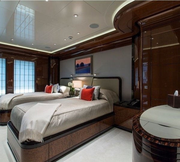 The 60m Yacht EXCELLENCE V