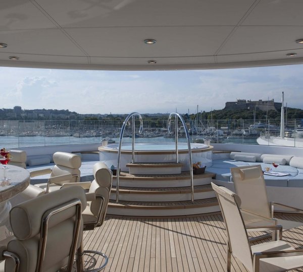 Fly-bridge Aboard Yacht HUNTRESS