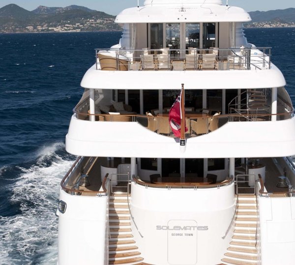 Aft Cruising On Yacht HUNTRESS