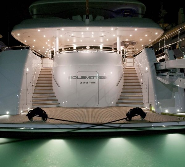 Lighting: Yacht HUNTRESS's Beach Beachclub Pictured