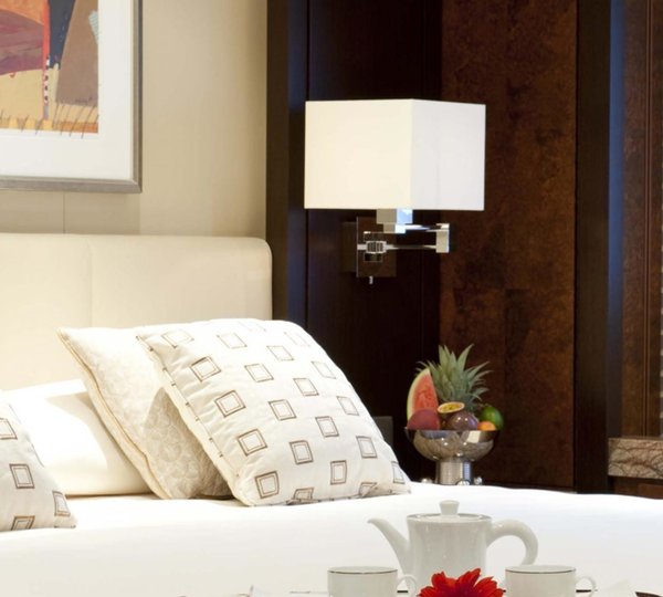 Detail: Yacht HUNTRESS's 3rd Guest's Stateroom Photograph