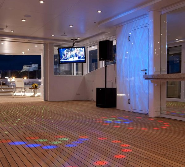 Discotec Aboard Yacht HUNTRESS