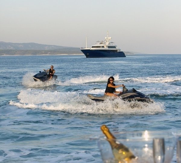 The 60m Yacht MARY-JEAN II