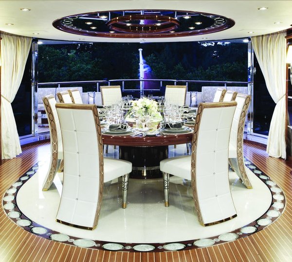 Top Saloon Eating/dining On Board Yacht DIAMONDS ARE FOREVER