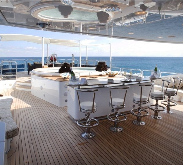 Drinks Bar With Jacuzzi Pool Aboard Yacht DIAMONDS ARE FOREVER