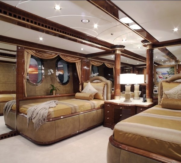 Twin Bed Cabin On Yacht DIAMONDS ARE FOREVER