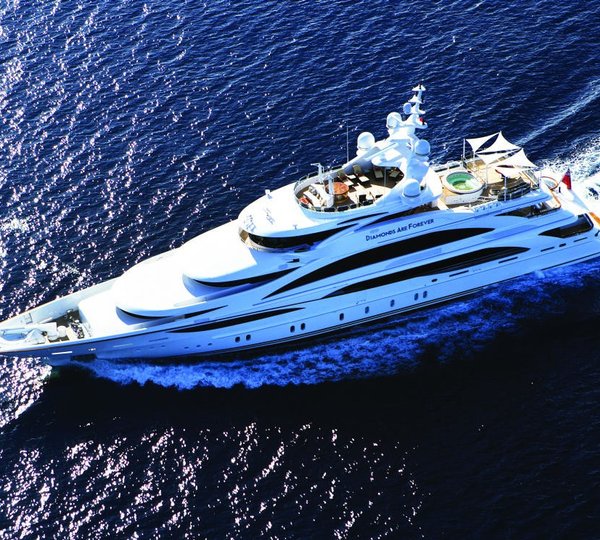 Cruising On Yacht DIAMONDS ARE FOREVER