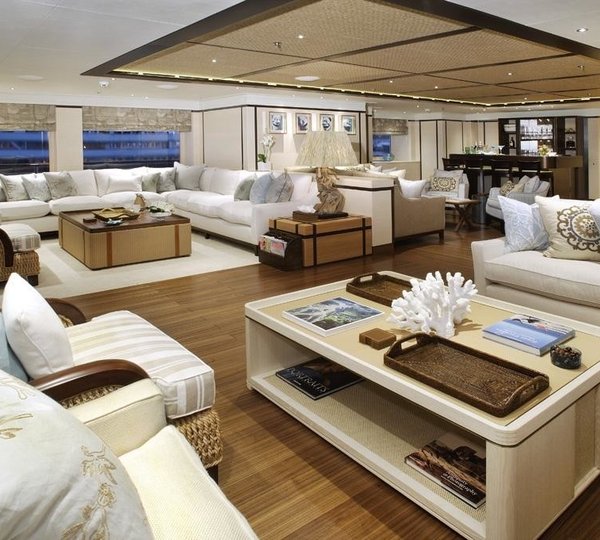 Top Saloon On Board Yacht BATON ROUGE