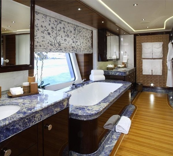 Main Master Bath On Yacht BATON ROUGE
