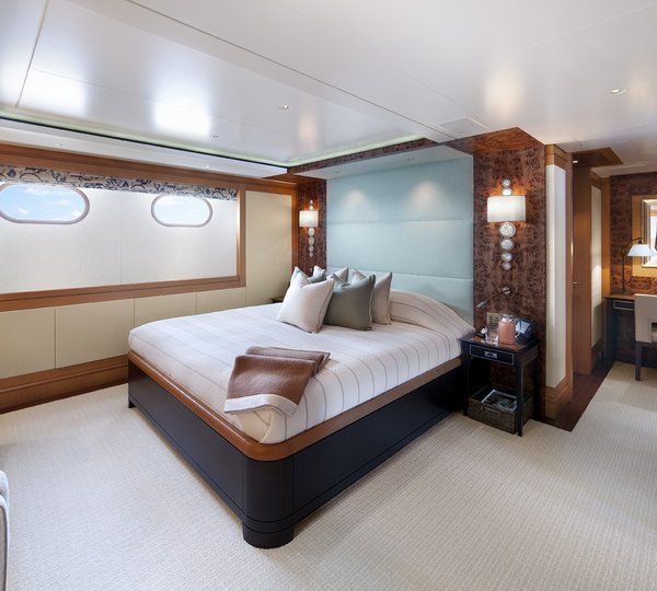 Profile: Yacht LADY BRITT's Guest's Cabin Photograph