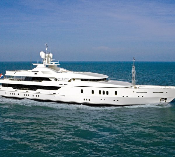 The 64m Yacht MARIA