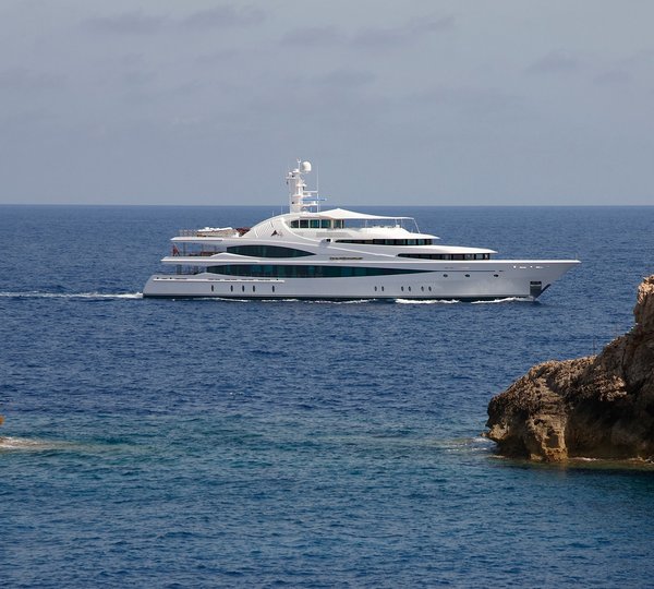 The 68m Yacht LADY CHRISTINE
