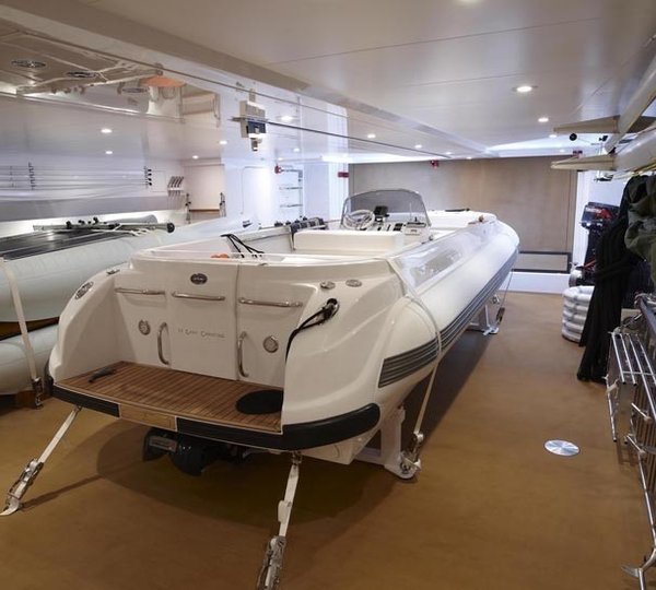 The 68m Yacht LADY CHRISTINE