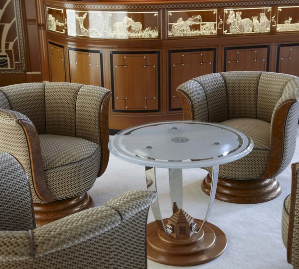 The 68m Yacht LADY CHRISTINE