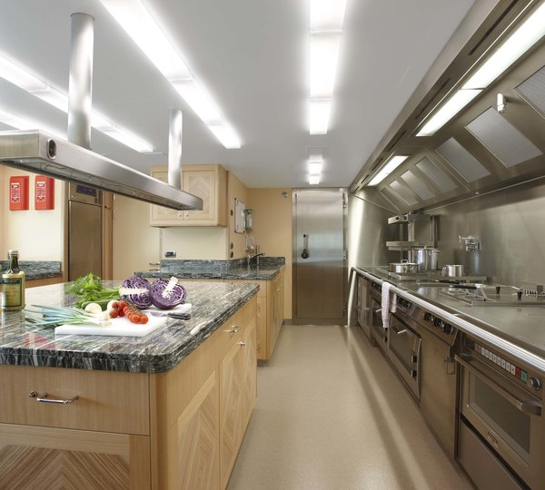 The 68m Yacht LADY CHRISTINE