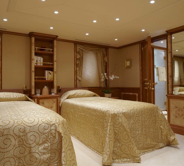 The 68m Yacht LADY CHRISTINE