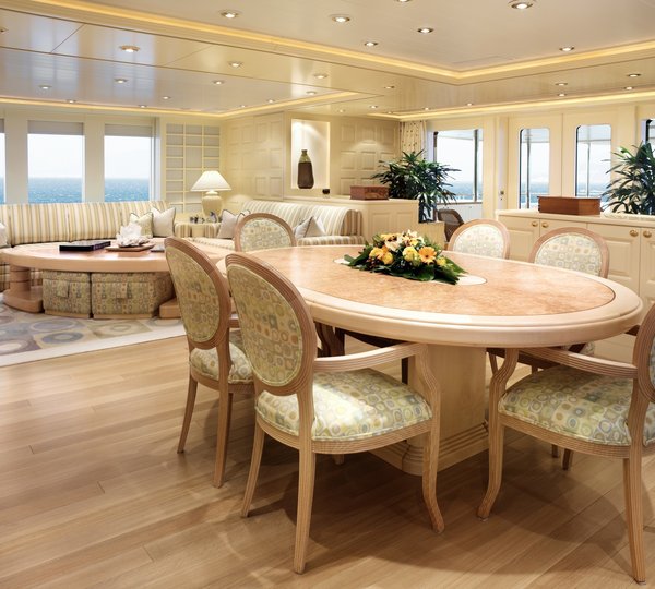 Sky Lounging Eating/dining With Saloon On Board Yacht LAUREL