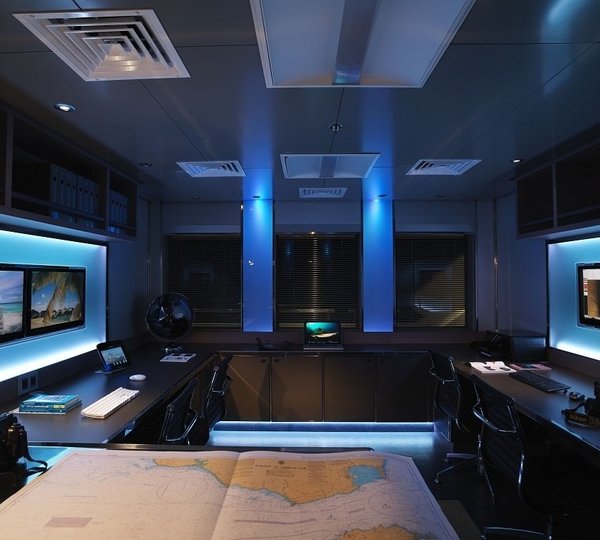 Laboratory On Yacht NAIA