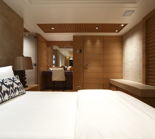 Berth: Yacht NAIA's Guest's Cabin Captured