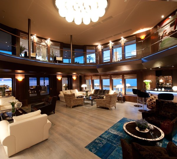 Premier Saloon Aboard Yacht BOADICEA