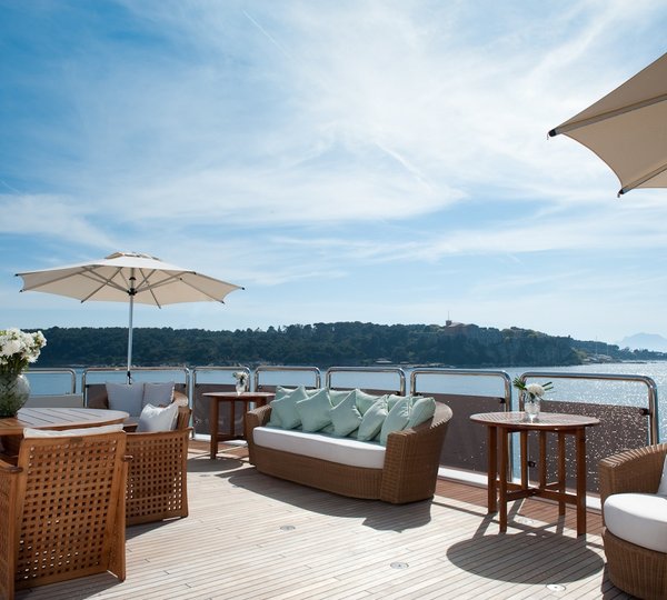 Sitting Zone: Yacht BOADICEA's Sun Deck Image