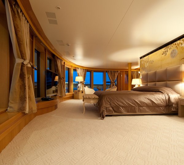 Main Master Cabin On Yacht BOADICEA