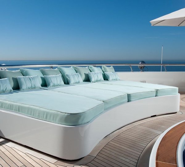 Sunbeds: Yacht BOADICEA's Sun Deck Image