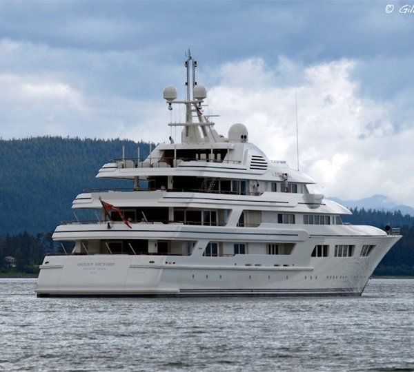 The 75m Yacht EBONY SHINE