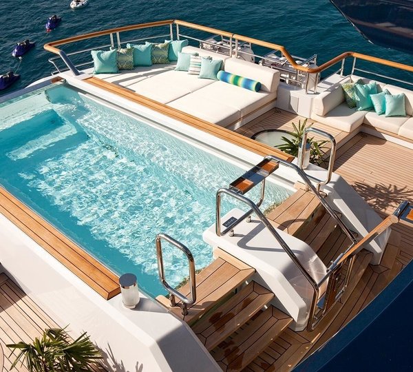 External Swimming Pool On Yacht SOLANDGE