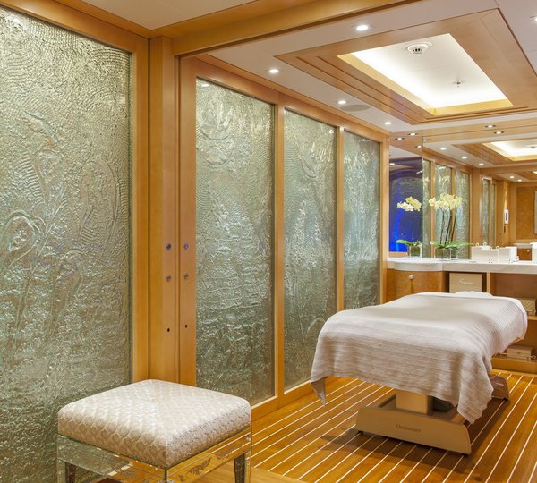 The 85m Yacht SOLANDGE