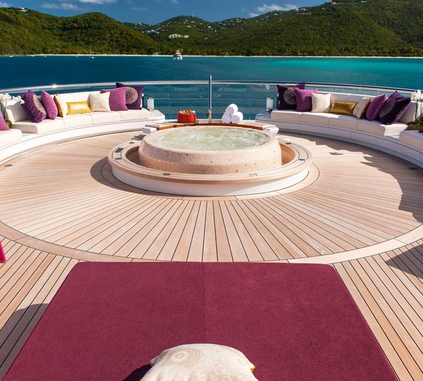 External Sitting With Jacuzzi Pool On Yacht SOLANDGE
