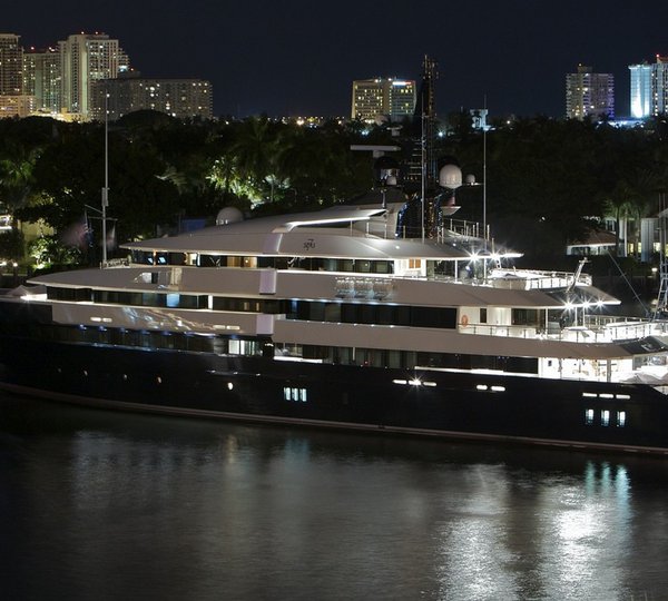Evening: Yacht SEVEN SEAS's Overview Photograph
