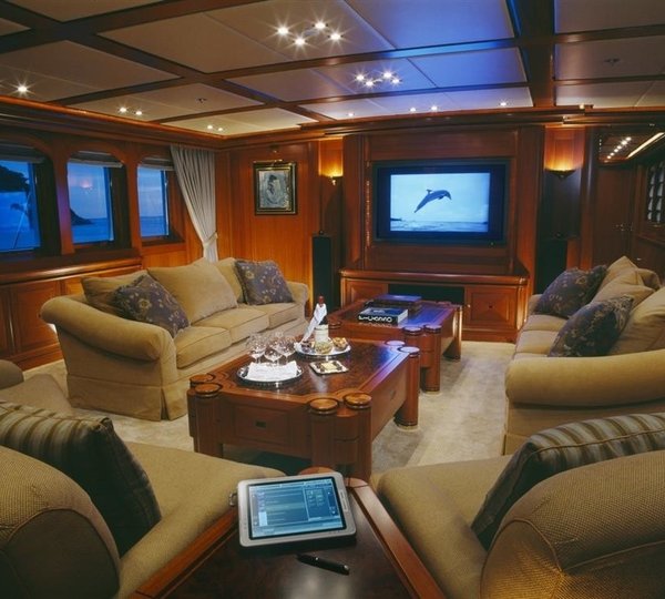 The 90m Yacht ATHENA