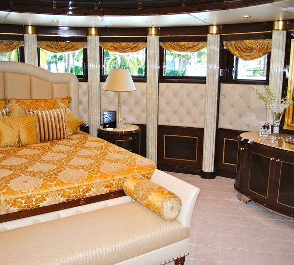 Double Cabin
