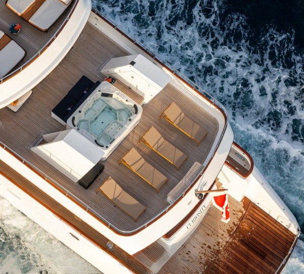 Exterior Sunbathing Area