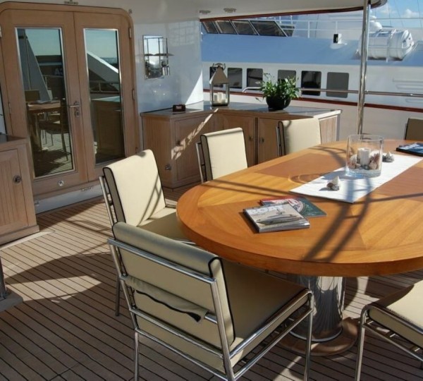 Exterior Dining Area