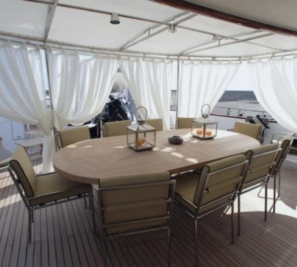 Exterior Dining Area