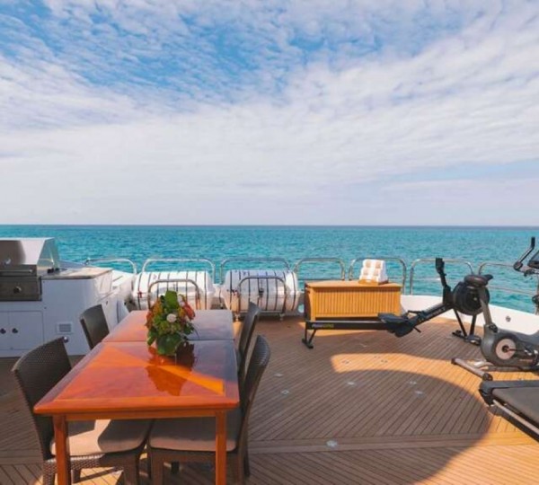 Exterior Relaxation Area With Dining