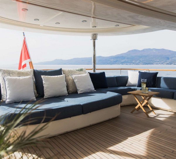 Aft Deck Seating