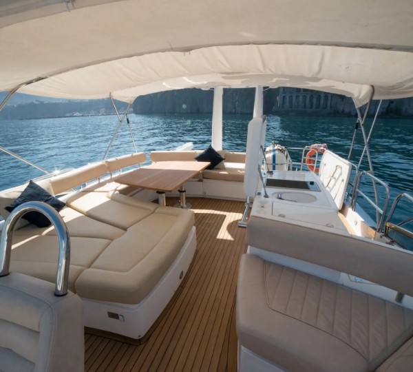 Exterior Relaxation Area